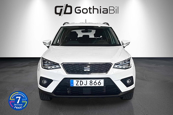 Seat Arona 2 of 22