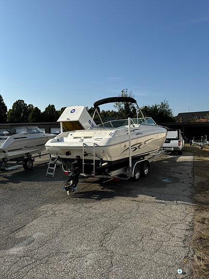Rinker Captiva 272 3 of 6