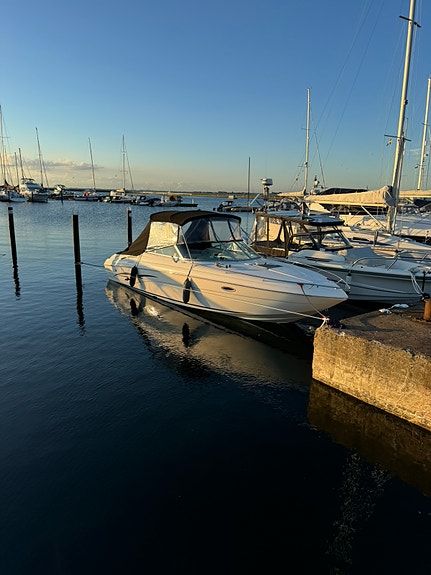 Rinker Captiva 272 2 of 6