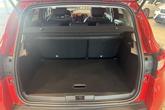 Renault Captur 14 of 19