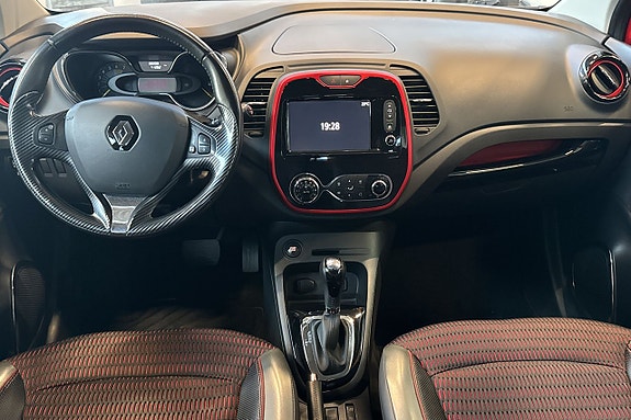 Renault Captur 11 of 19