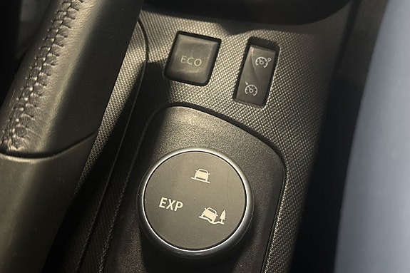 Renault Captur 15 of 19