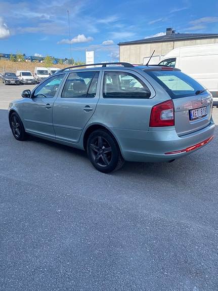 Skoda Octavia 7 of 9