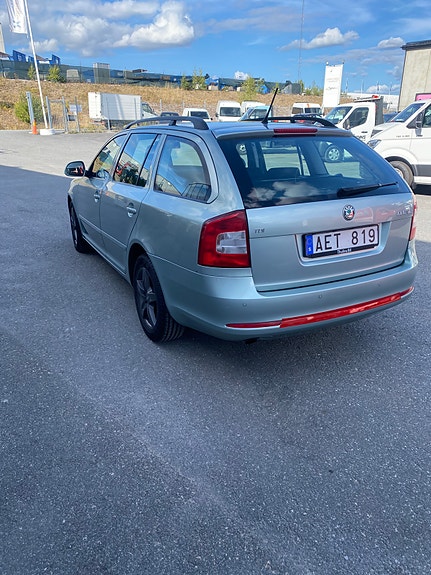 Skoda Octavia 6 of 9