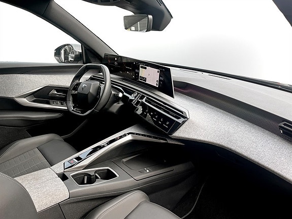Peugeot 5008 11 of 15