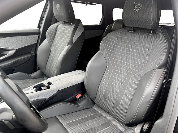 Peugeot 5008 5 of 15