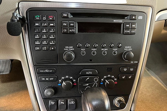 Volvo V70 14 of 22