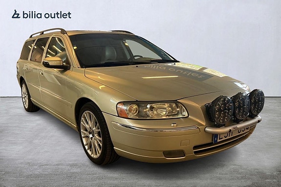 Volvo V70 6 of 22