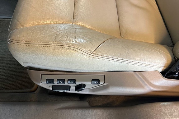 Volvo V70 15 of 22