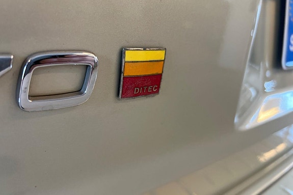 Volvo V70 18 of 22