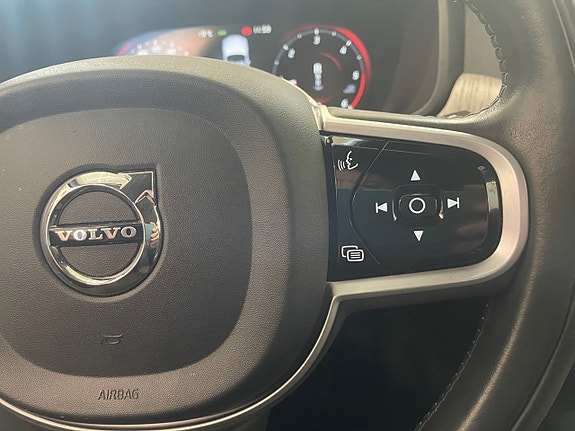 Volvo V90 Cross Country 23 of 26