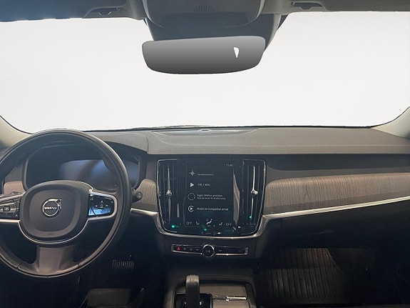 Volvo V90 Cross Country 10 of 26