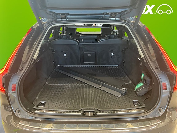 Volvo V90 Cross Country 17 of 26