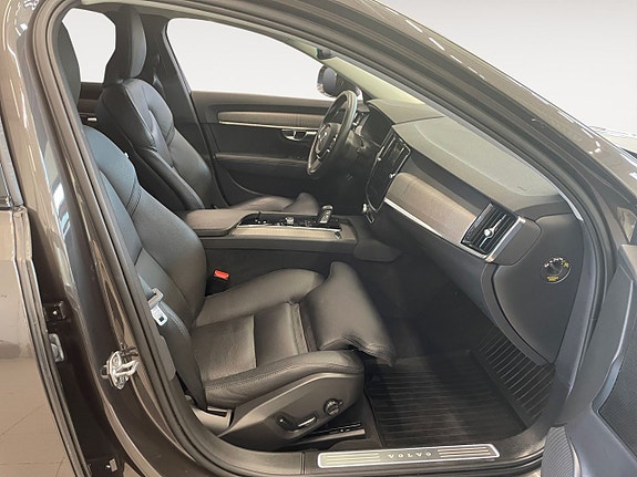 Volvo V90 Cross Country 16 of 26