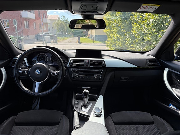 BMW 320d 5 of 9