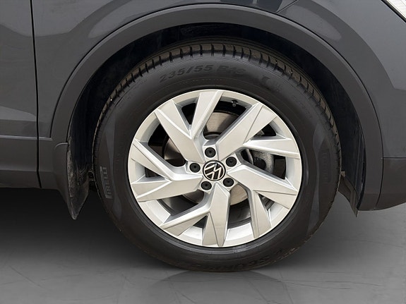 Volkswagen Tiguan 30 of 30