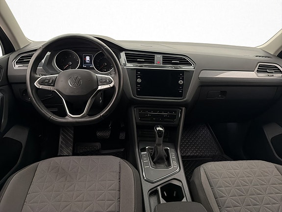 Volkswagen Tiguan 14 of 30