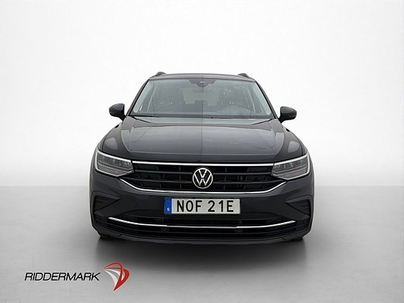 Volkswagen Tiguan 2 of 30