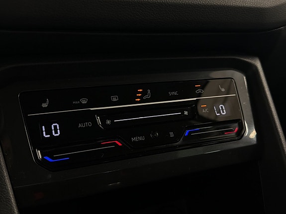 Volkswagen Tiguan 22 of 30
