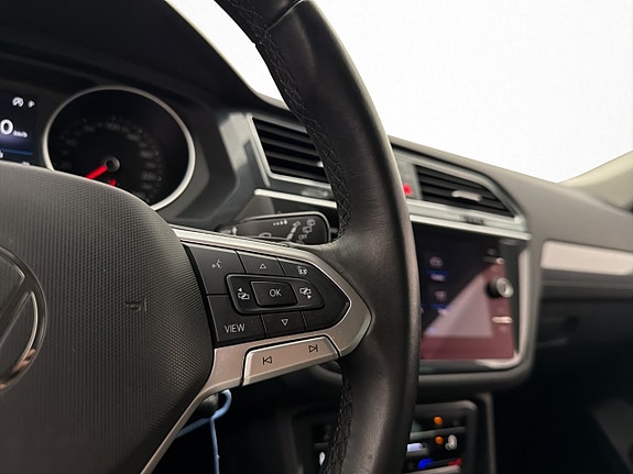 Volkswagen Tiguan 15 of 30