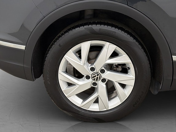 Volkswagen Tiguan 29 of 30