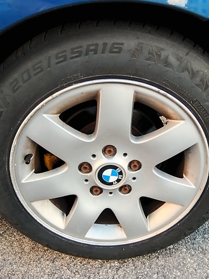 BMW 120i 6 of 6