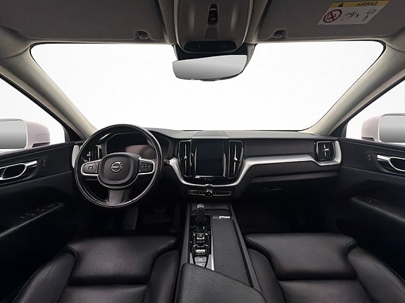 Volvo XC60 16 of 30