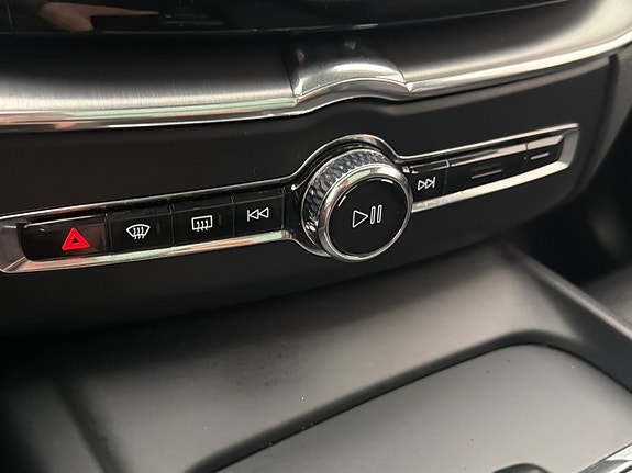 Volvo XC60 24 of 30