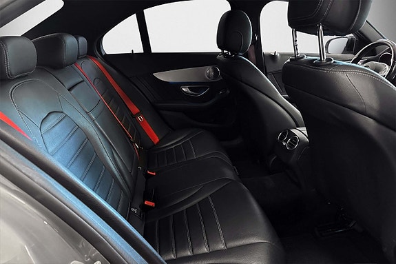 Mercedes-Benz C450 9 of 21