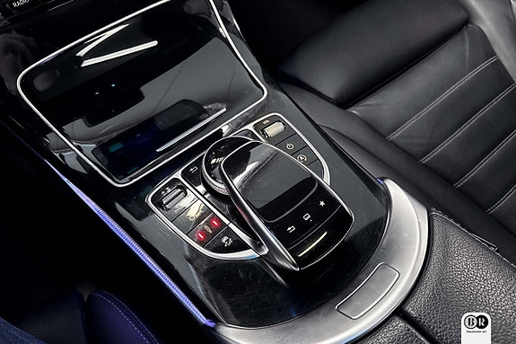 Mercedes-Benz C450 15 of 21