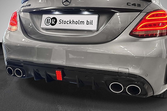 Mercedes-Benz C450 20 of 21