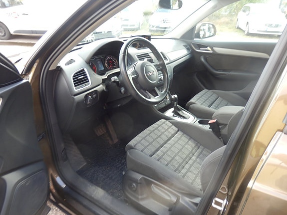 Audi Q3 5 of 6