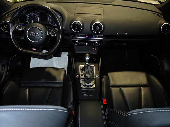 Audi A3 9 of 22