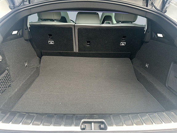 Polestar 4 12 of 23