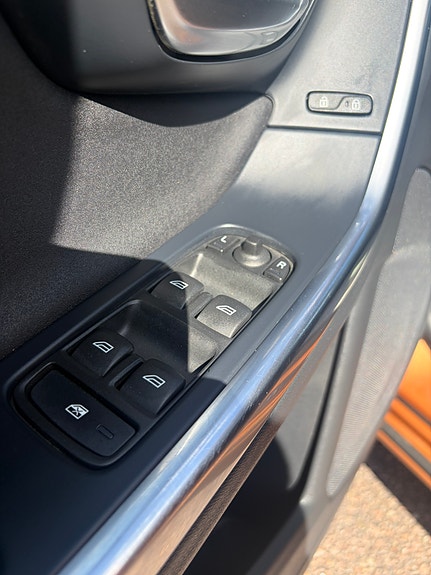 Volvo S60 9 of 20