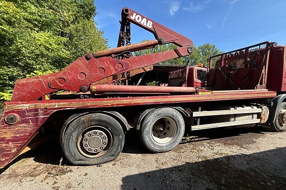 Scania P 380 LB 6x2 4 HNA 16 of 17