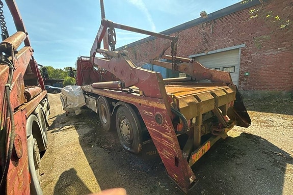 Scania P 380 LB 6x2 4 HNA 3 of 17