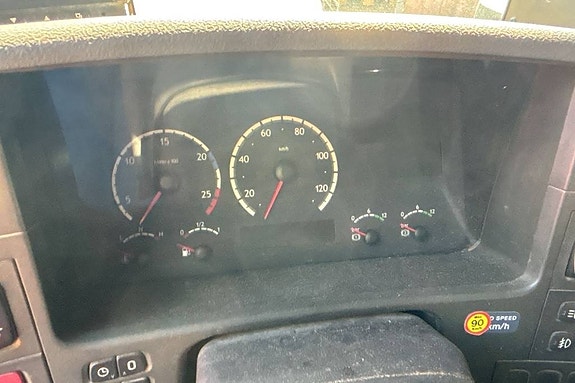 Scania P 380 LB 6x2 4 HNA 8 of 17
