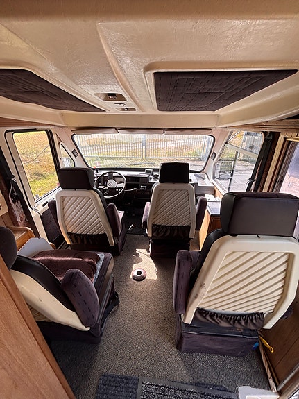 Peugeot J5 Pilot 4 of 8