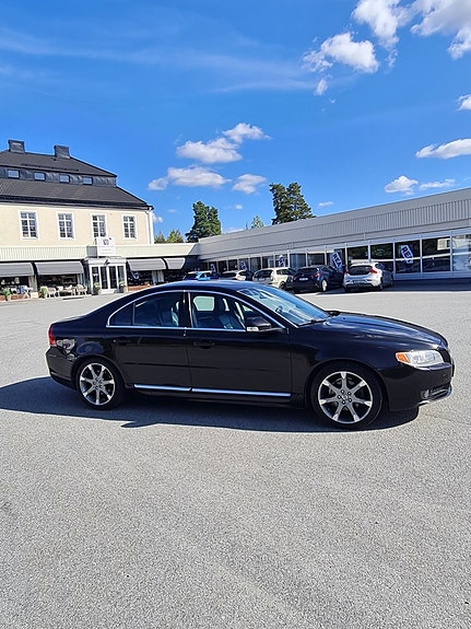 Volvo S80 4 of 22