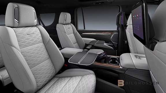 Cadillac Escalade 8 of 8