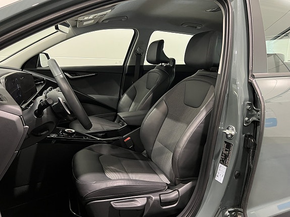 Kia Niro 7 of 28