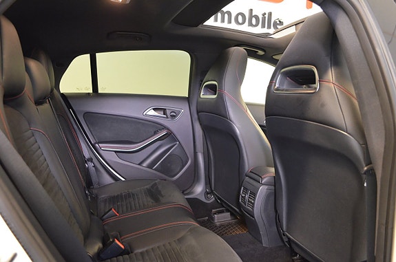 Mercedes-Benz CLA220 d 19 of 22