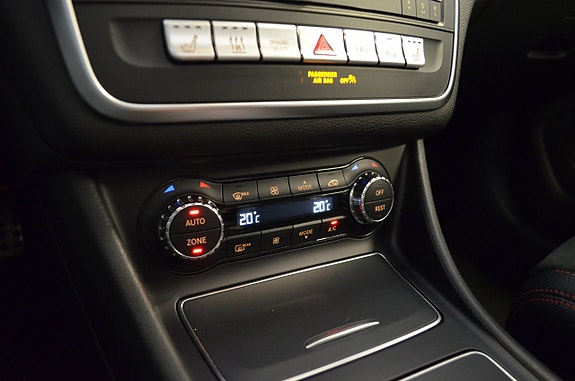 Mercedes-Benz CLA220 d 14 of 22
