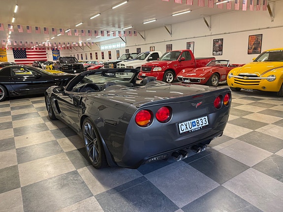 Chevrolet Corvette 10 of 30