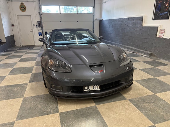 Chevrolet Corvette 4 of 30