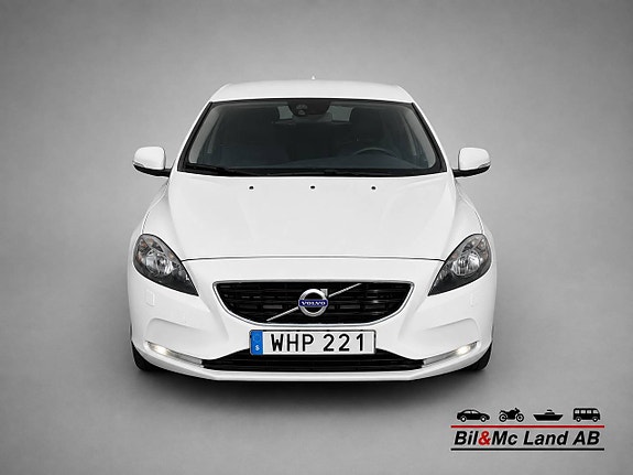 Volvo V40 5 of 17