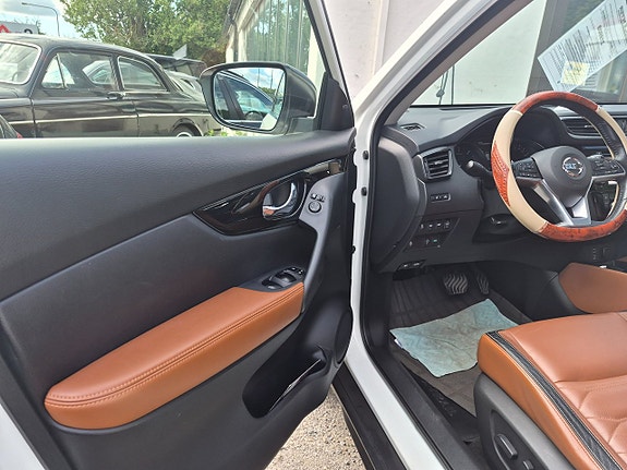 Nissan X-Trail 14 of 25