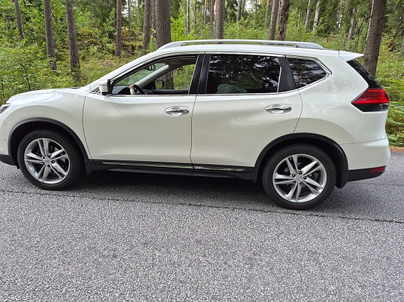 Nissan X-Trail 9 of 25