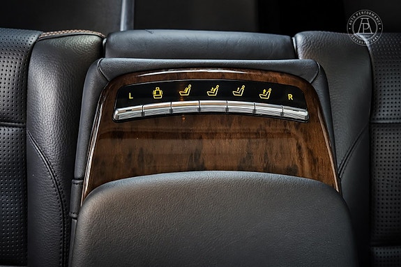 Mercedes-Benz S63 12 of 16